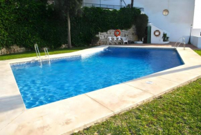 Costa Paradise Suites - Málaga